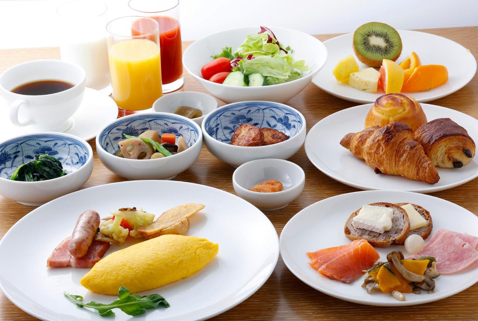 Hotel Okura Fukuoka Fukuoka  Buitenkant foto A Japanese breakfast