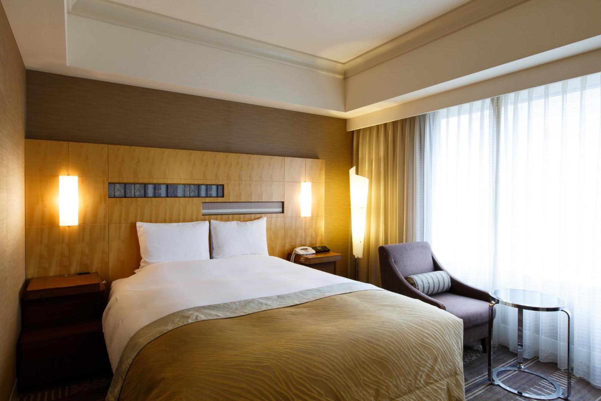 Hotel Okura Fukuoka Fukuoka  Kamer foto A room at the hotel