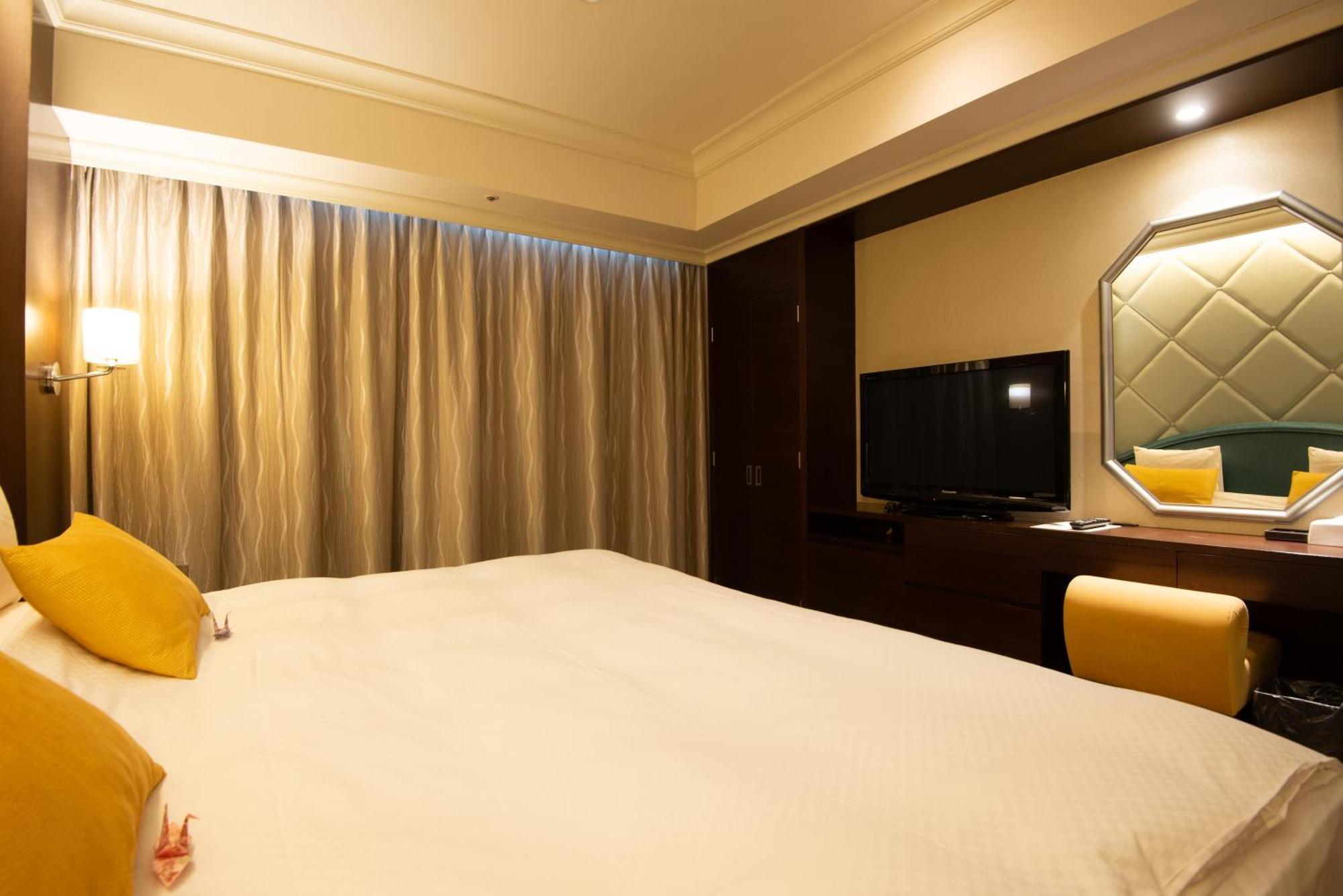 Hotel Okura Fukuoka Fukuoka  Buitenkant foto Deluxe Room